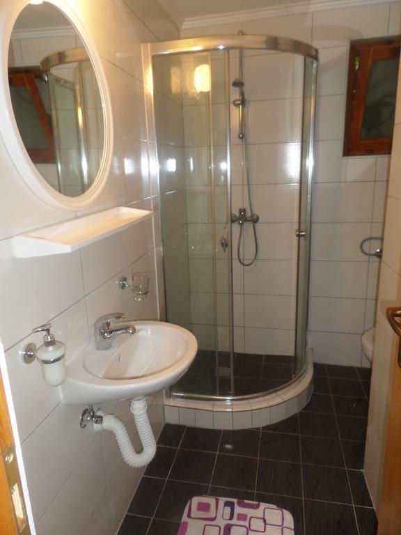 Guesthouse Titi Mostar Bagian luar foto